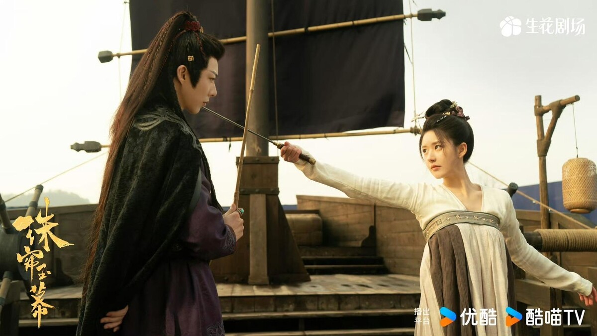 趙露思、劉宇寧合作《長歌行》3年後，二搭《珠簾玉幕》CP感更猛烈。