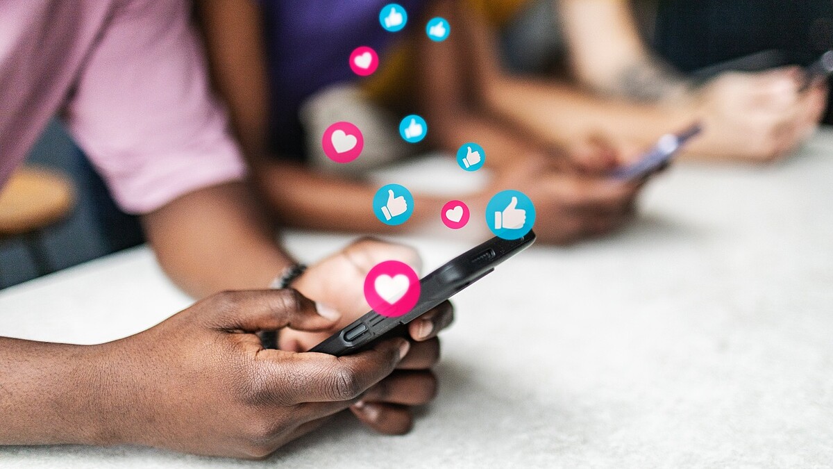 這些Emoji跟你想的不一樣!Gen Z為什麼已經不再比讚、按愛心了?