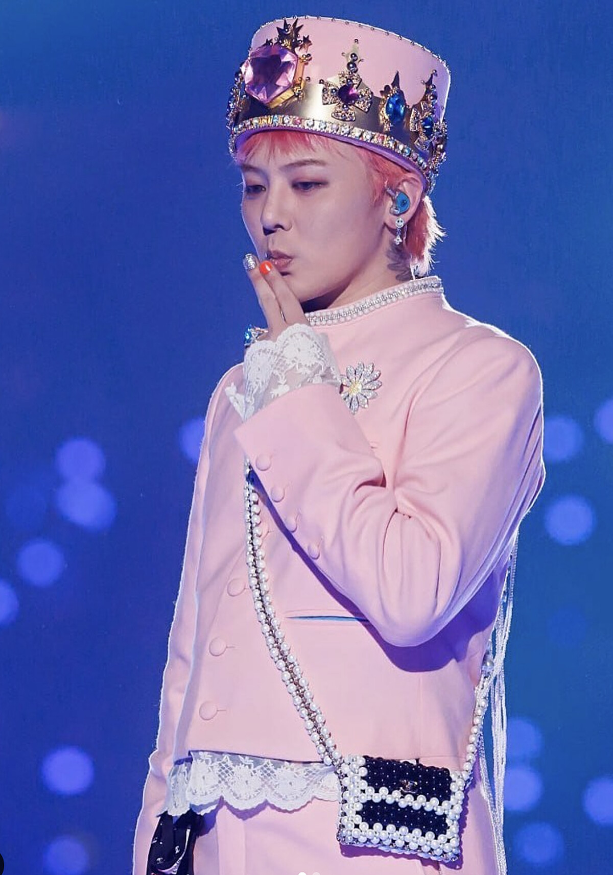 GD的此次回歸，進一步證明了他在韓流與時尚界無可動搖的地位。