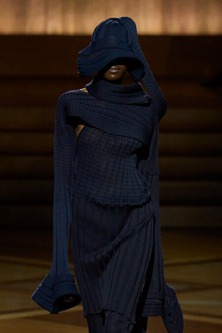 ISSEY MIYAKE 2024/25秋冬系列。