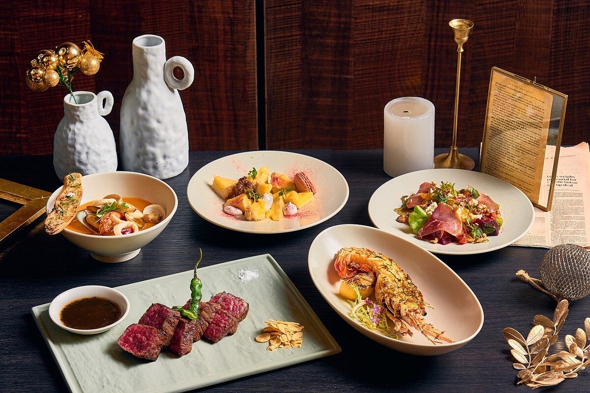 。「HELLO 2025！鎏金復古之夜」菜色。