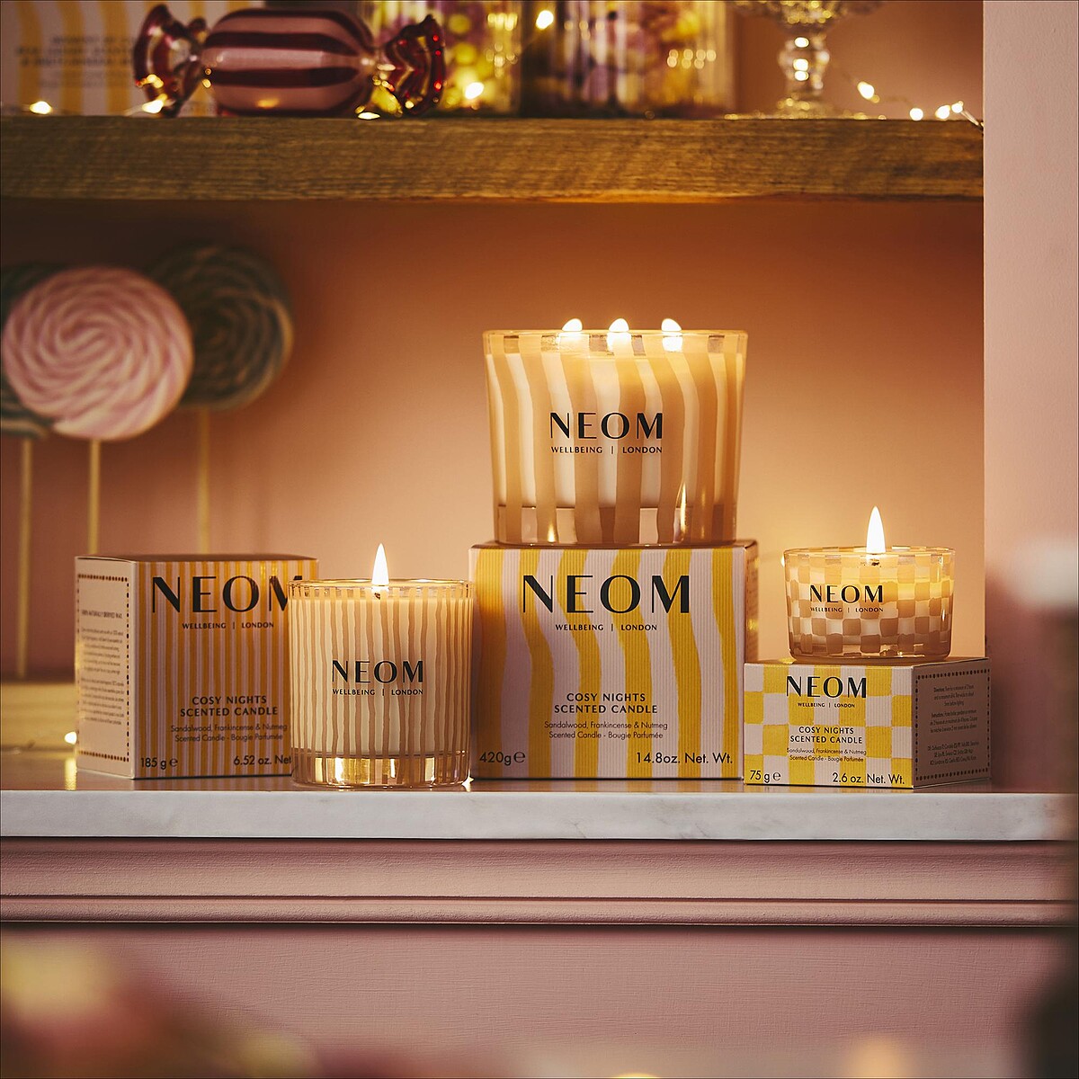 NEOM 2024聖誕限定蠟燭-凜冬聖檀 Cosy Nights 75g，NT1,100、185g，NT1,800、420g，NT2,300