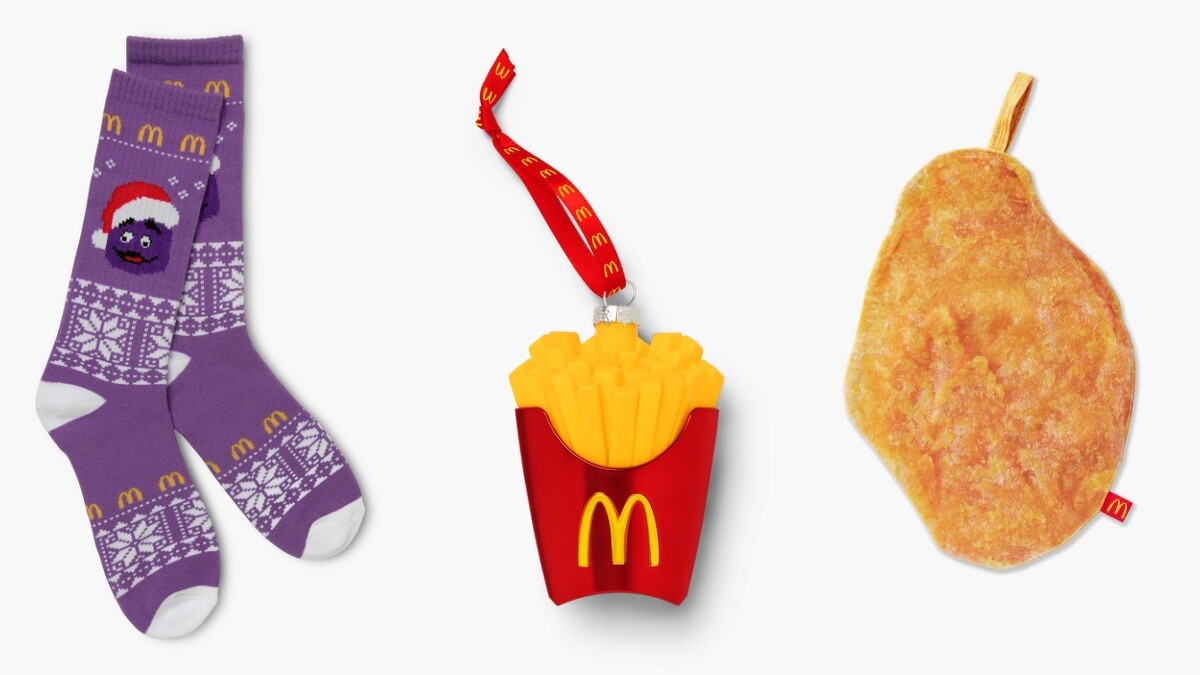 奶昔大哥長襪 USD15、薯條吊飾 USD15、雞塊掛飾 USD15