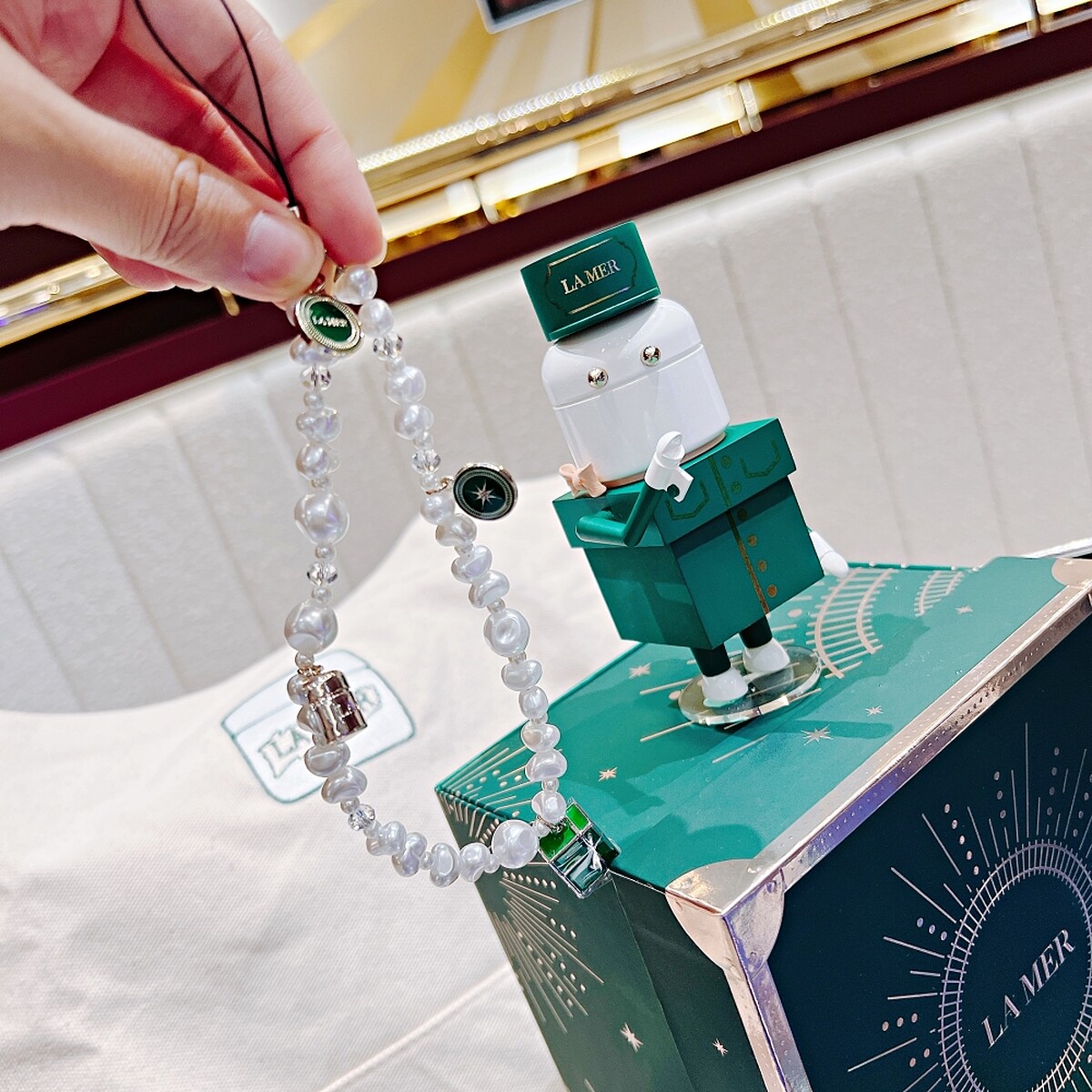 海洋拉娜奇蹟禮物特快車的奇蹟星願手機鍊。