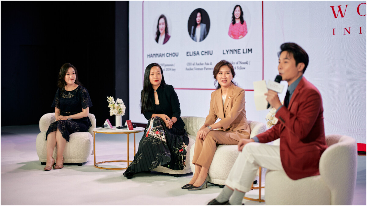 卡地亞影響力座談 ： 透過創業加速影響力。左起 ： WEpreneurs 創辦人 Hannah Chou、Anchor Taiwan 執行長 Elisa Chiu、NousQ 創辦人 Lynne Lim