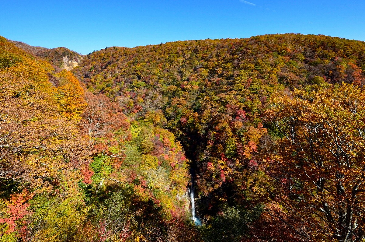 「駒止瀑布」被譽為那須第一瀑布。