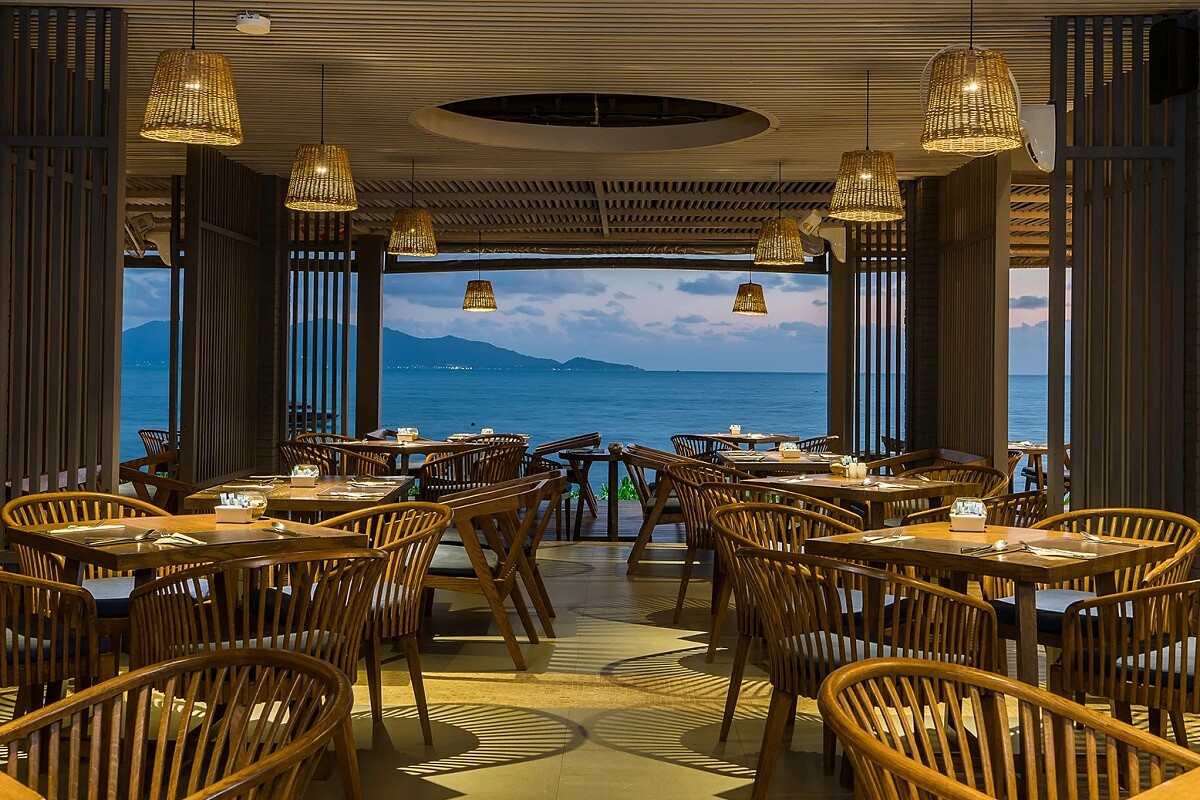 酒店附設餐廳有多種選擇。