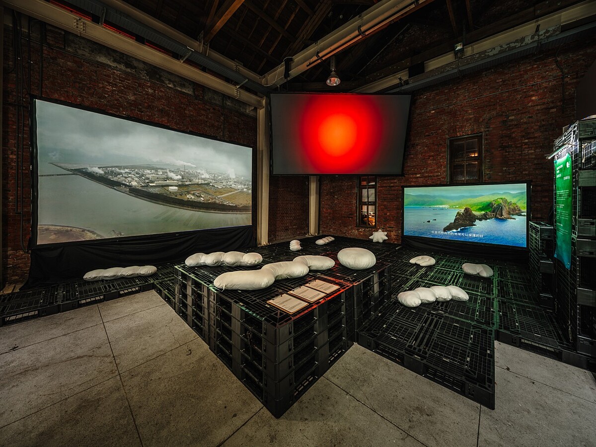 第一區「邁向淨零之路：生態永續前台」(攝影：定影影像工作室FIXER Photographic Studio；圖片提供｜方物研創)