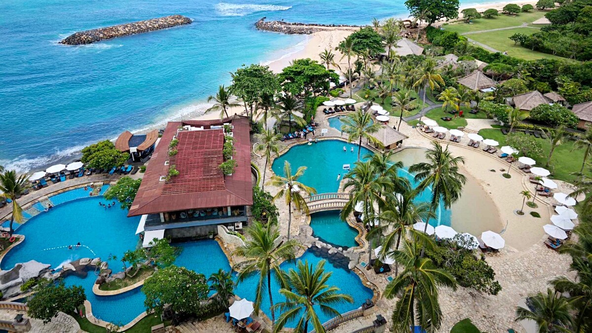 俯瞰「峇里島希爾頓度假村」泳池