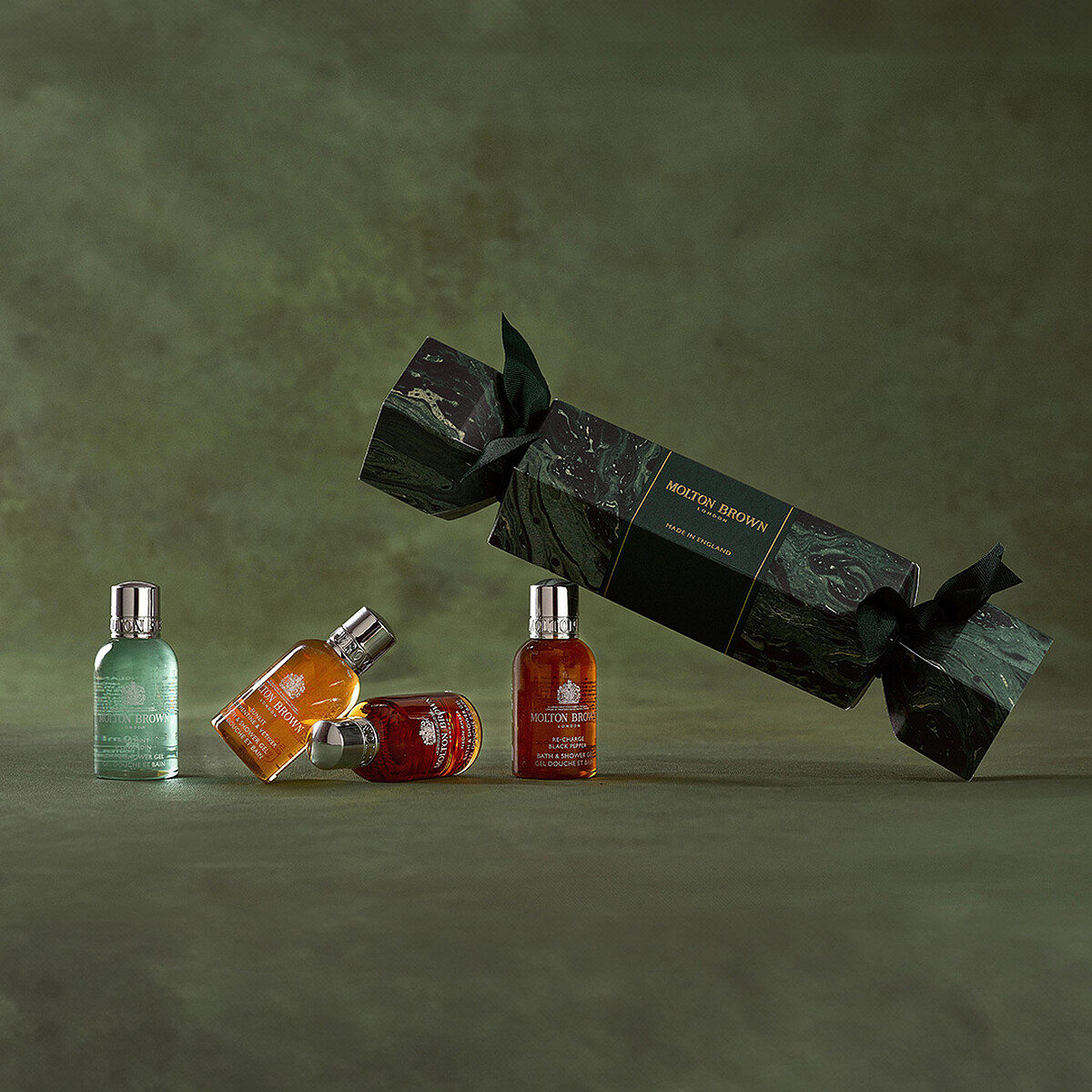 Molton Brown耶誕木質香調沐浴組合,NT900
