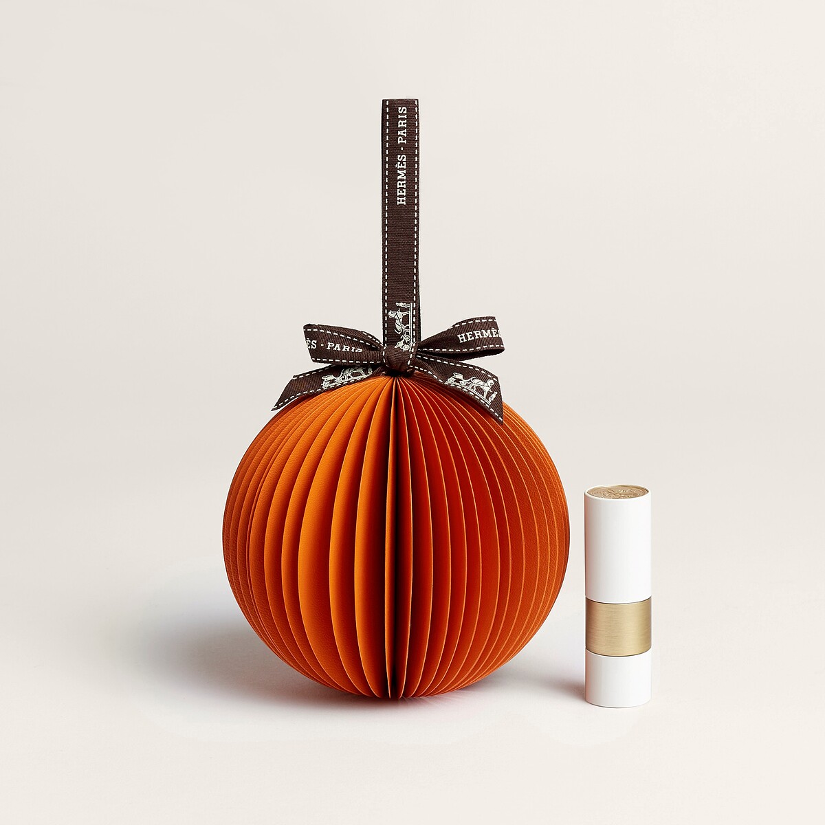 愛馬仕 L’Orange en Fêtes 節慶限量珍藏版潤唇膏3.5g,NT3,330