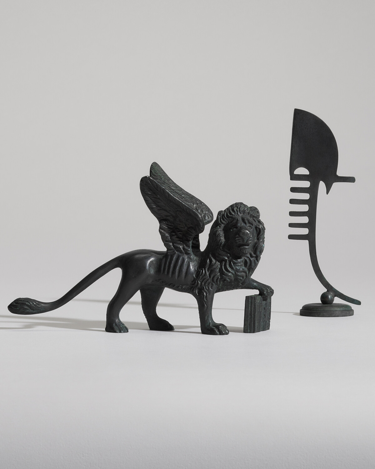 BOTTEGA VENETA 呈獻 2024 年 BOTTEGA FOR BOTTEGAS 企劃。