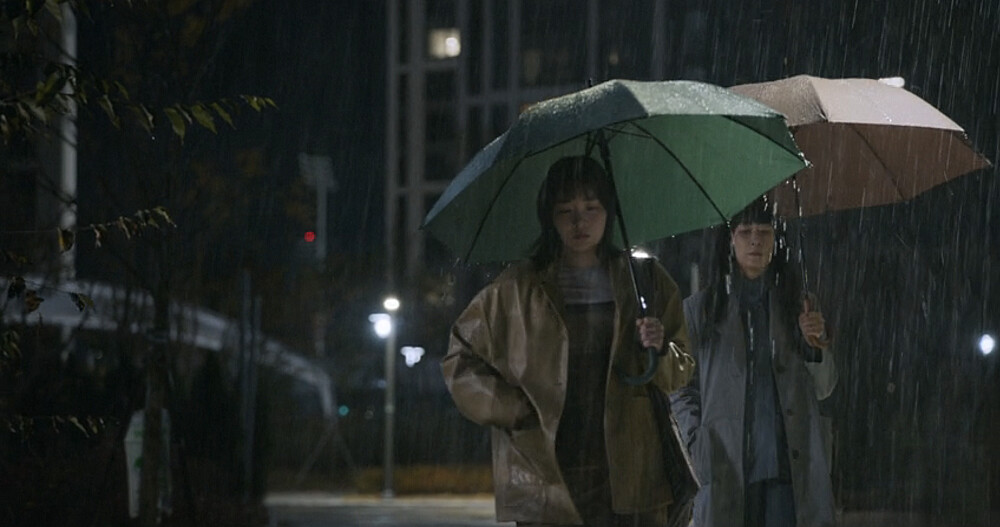 善海受不了惠媛一直要隱藏兩人的關係。