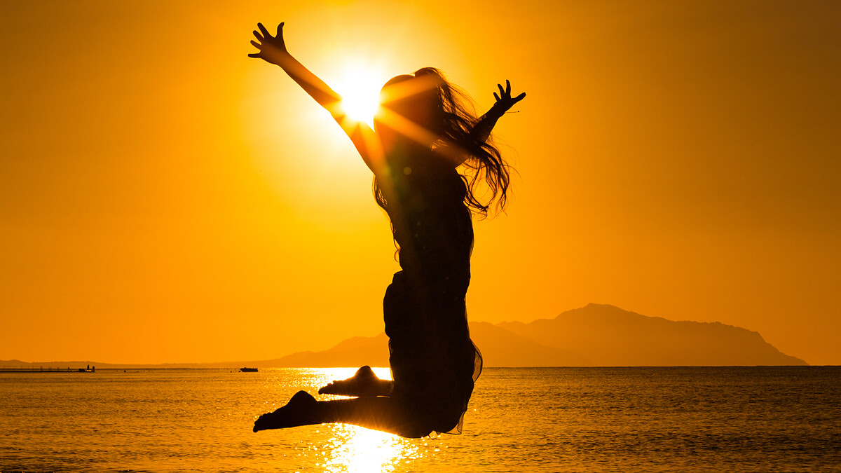 2025青木蛇年「尾牙開運法」！12星座專屬綠色招財術大公開，開運小物一次看