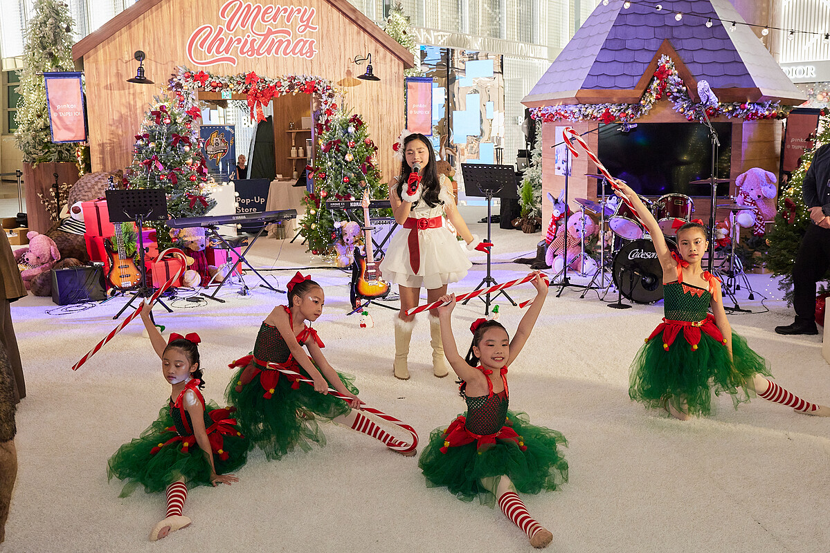 岳明國中小學表演。