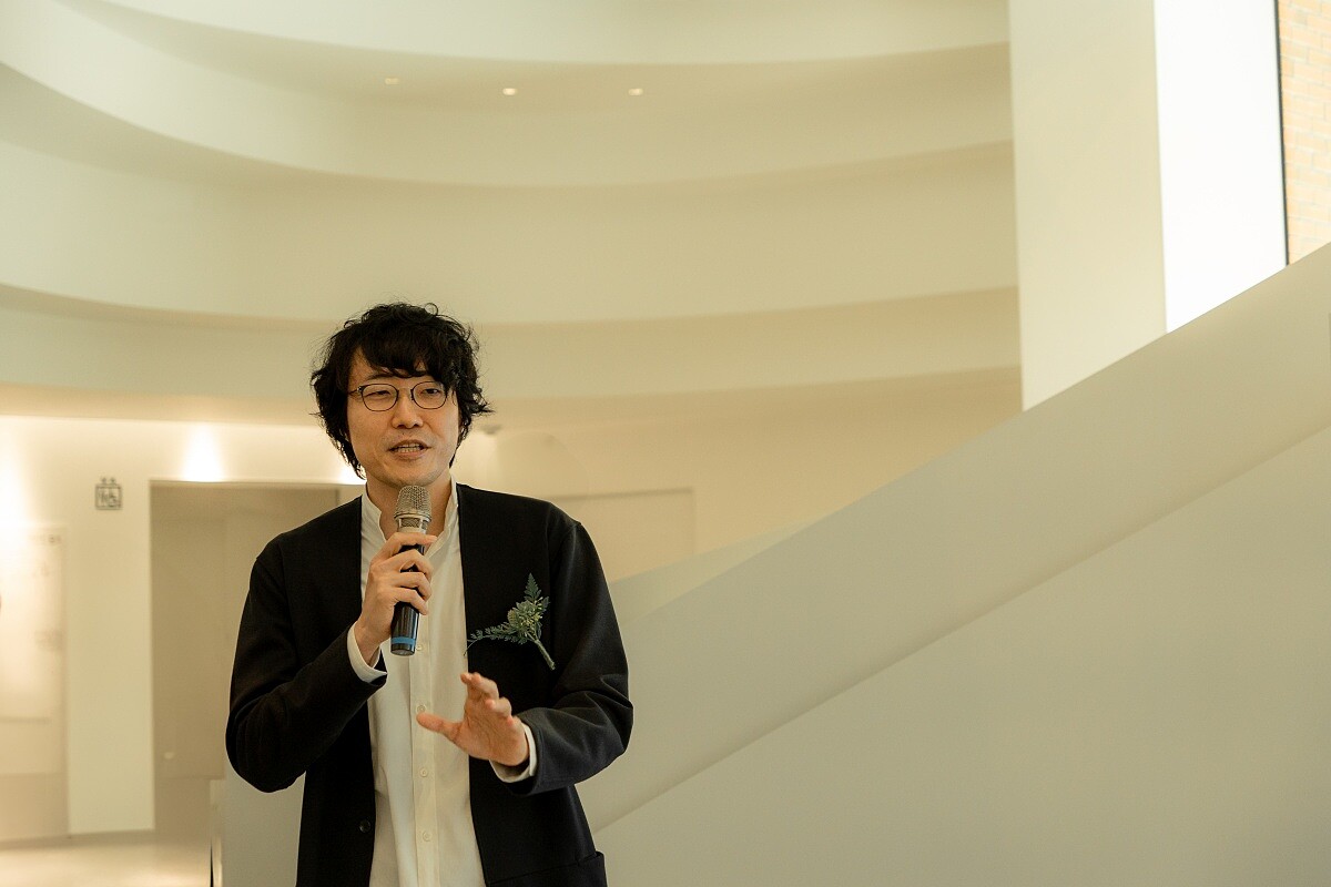 日本設計師佐藤大。