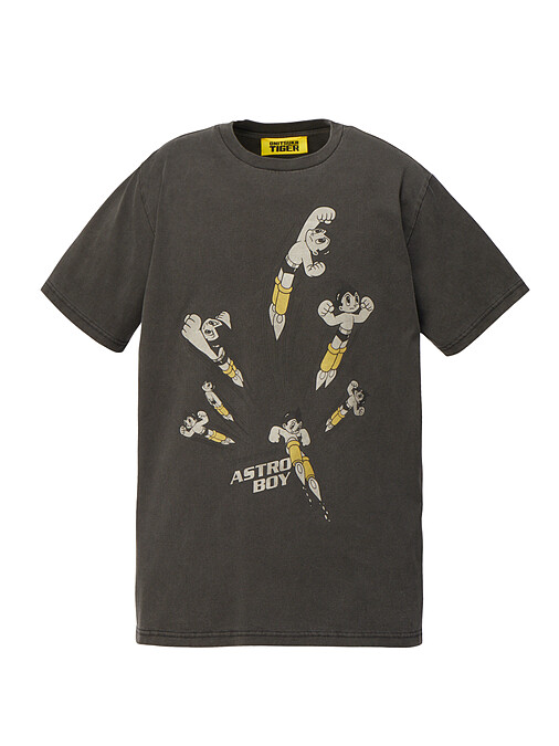 【鬼塚虎x原子小金剛聯名款】洗舊感印花短袖上衣，NT$3,080。