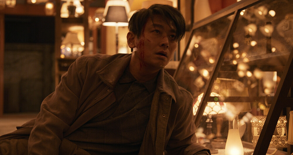 照明商店老闆遠永也曾經帶這困惑來到這個世界。