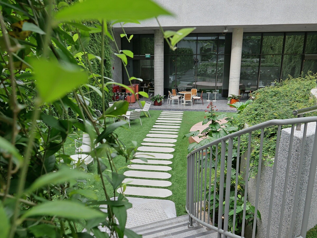 令人驚嘆的戶外花園區。