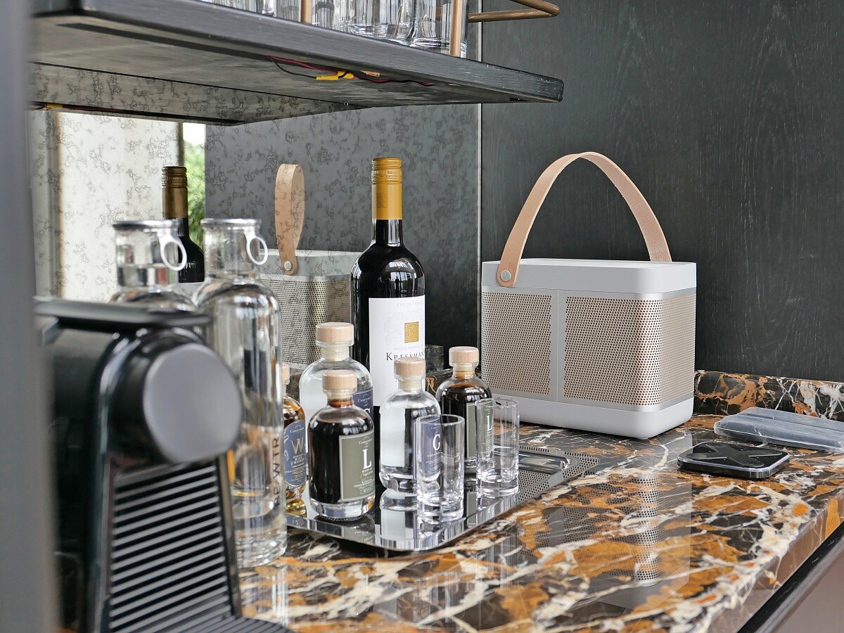 Standard Suite 的 Mini Bar。