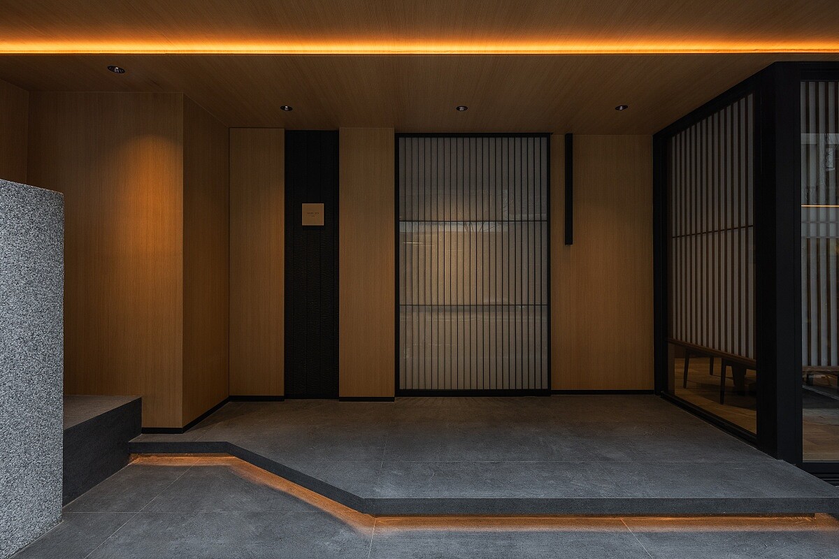 簡約低調的門面藏匿於復興南路巷弄內。