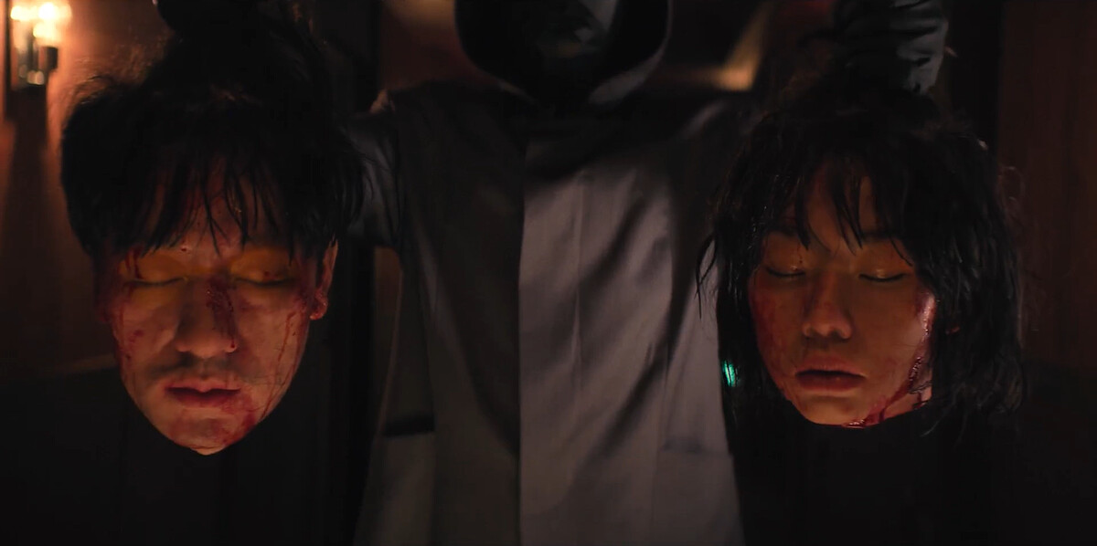 上一屆魷魚遊戲的玩家曹尚佑(左)和姜曉(右)