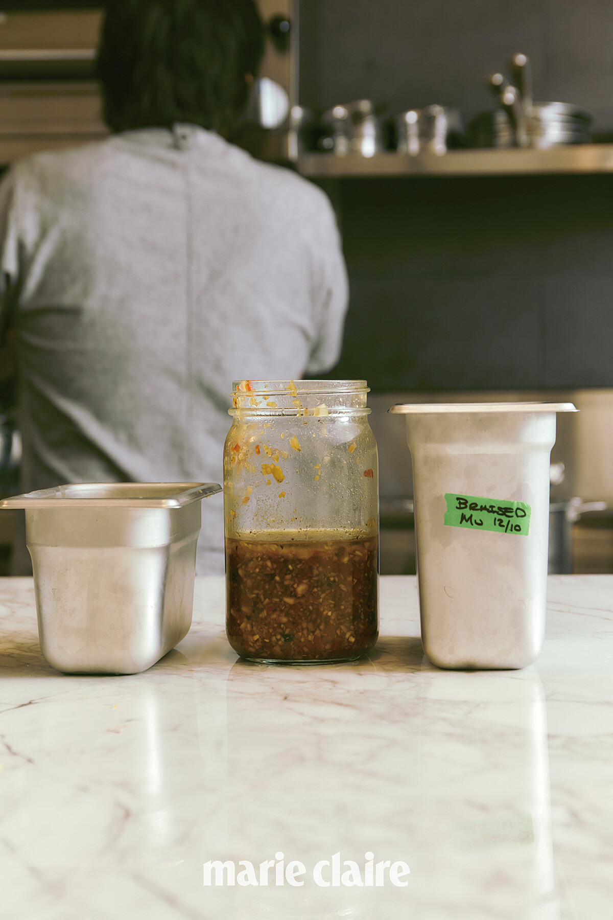 在 SHIA 每一道料理的製程中,完全不見任何「一次性塑膠容器」。