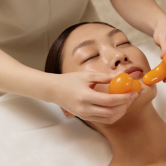 雪花秀年度頂級奢華護膚會秘齡活膚示意圖。