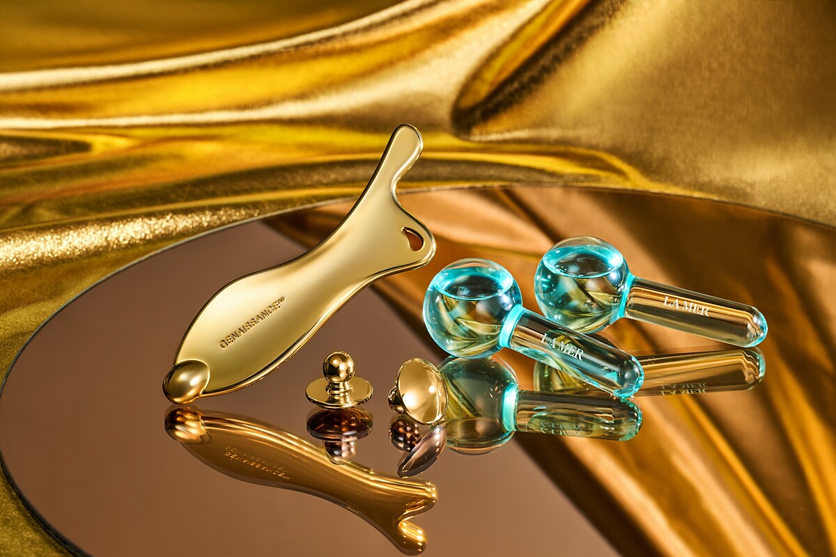 LA MER海洋拉娜創世紀原晶金宮護膚，全套使用24K金訂製按摩工具。