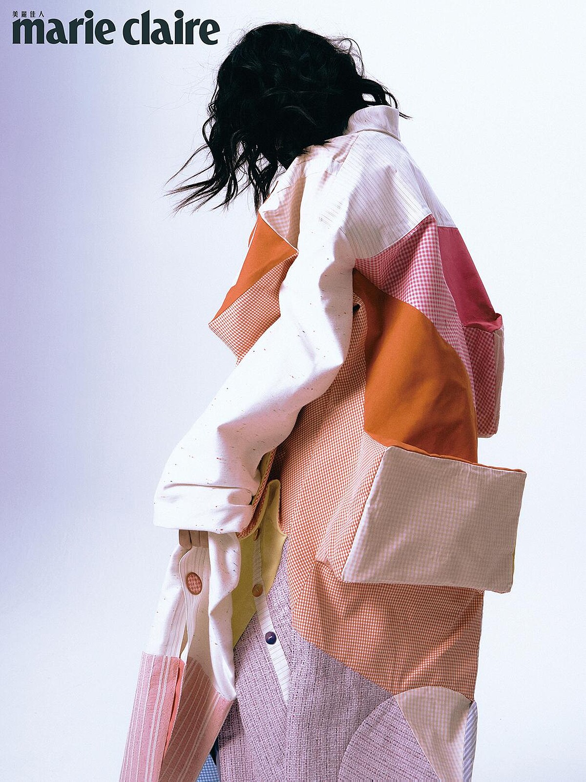 服裝設計師－廖容正@sally930624 &翁宇瑤@yuyao_33／2004年生／實踐服裝設計系在讀／《社會化洗衣機》