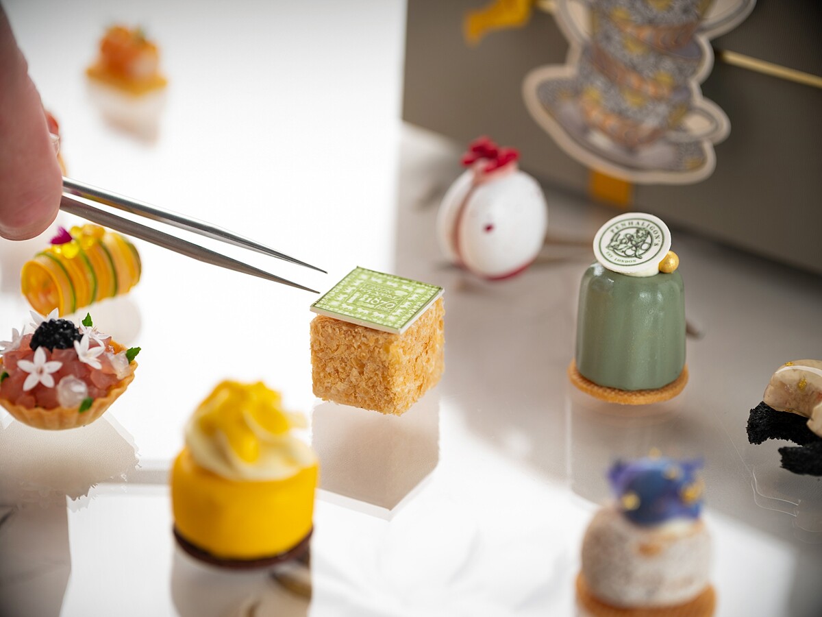 台北文華東方酒店「潘海利根 英倫芳華」聯名香氛下午茶中的甜點 (Photo/台北文華東方酒店提供)。
