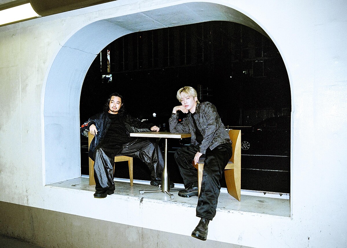 締造3億流量 Creepy Nuts 號召大港萬人大跳「BBBB Dance」！