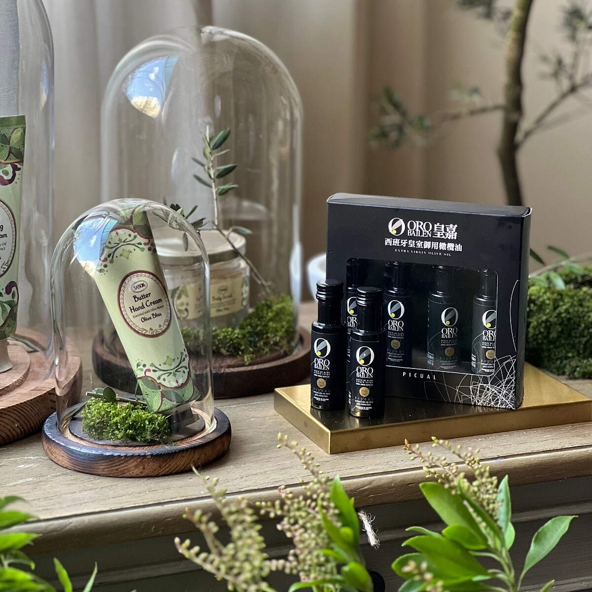 SABON新年1/25~2/2期間單筆消費NT5,500贈禮「Oro Bailen 25ml 4入小禮盒組」。