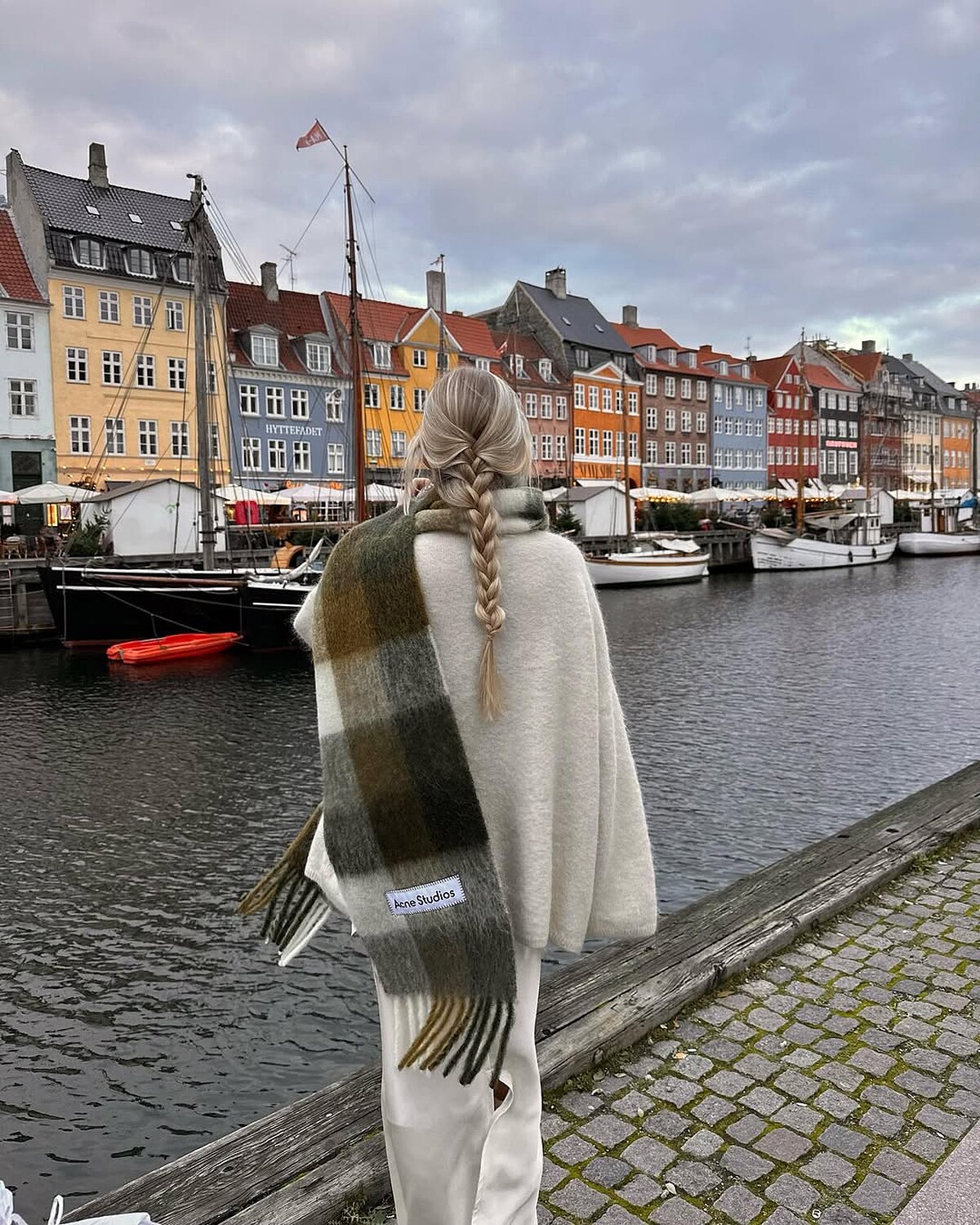 Instagram @marigladkaya