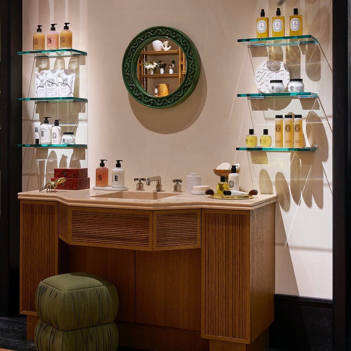 Diptyque台北101形象旗艦店的護膚空間。