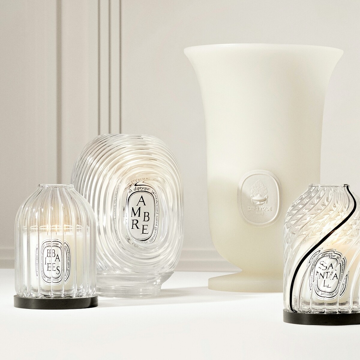 Diptyque玻璃燭罩(大)，NT4,250、(小)，NT3,200