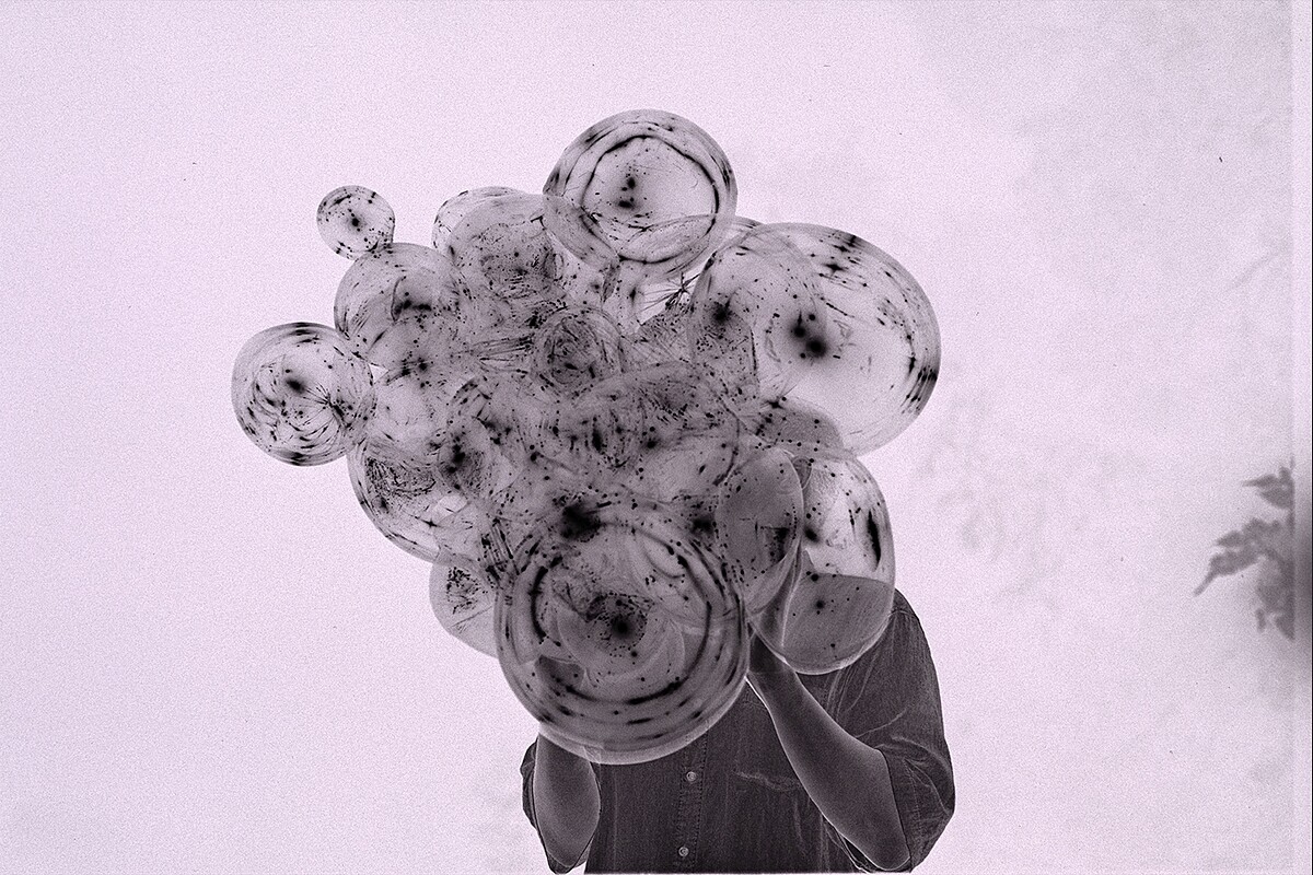 蘇育賢《病毒》，攝影：邱靖婷