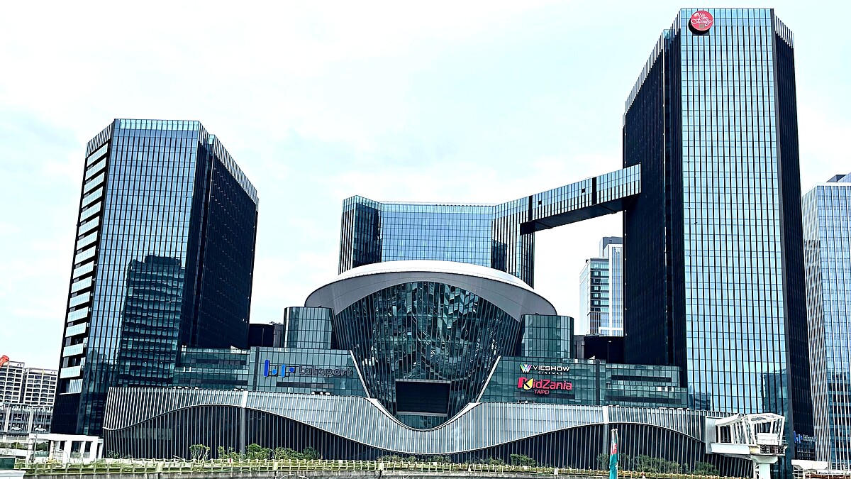 南港LaLaport台北最新購物地標！300間品牌亮點及話題店家總整理