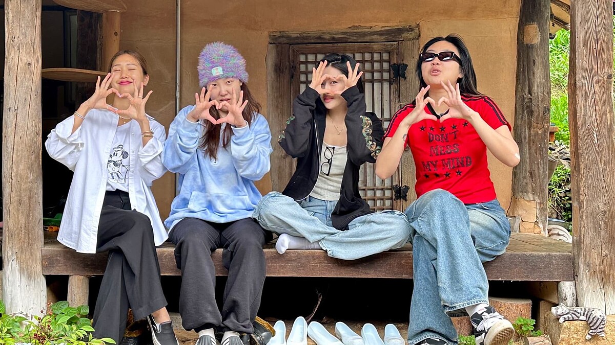 李泳知、李恩智、Mimi和安俞4人一起從考駕照到自駕旅遊。