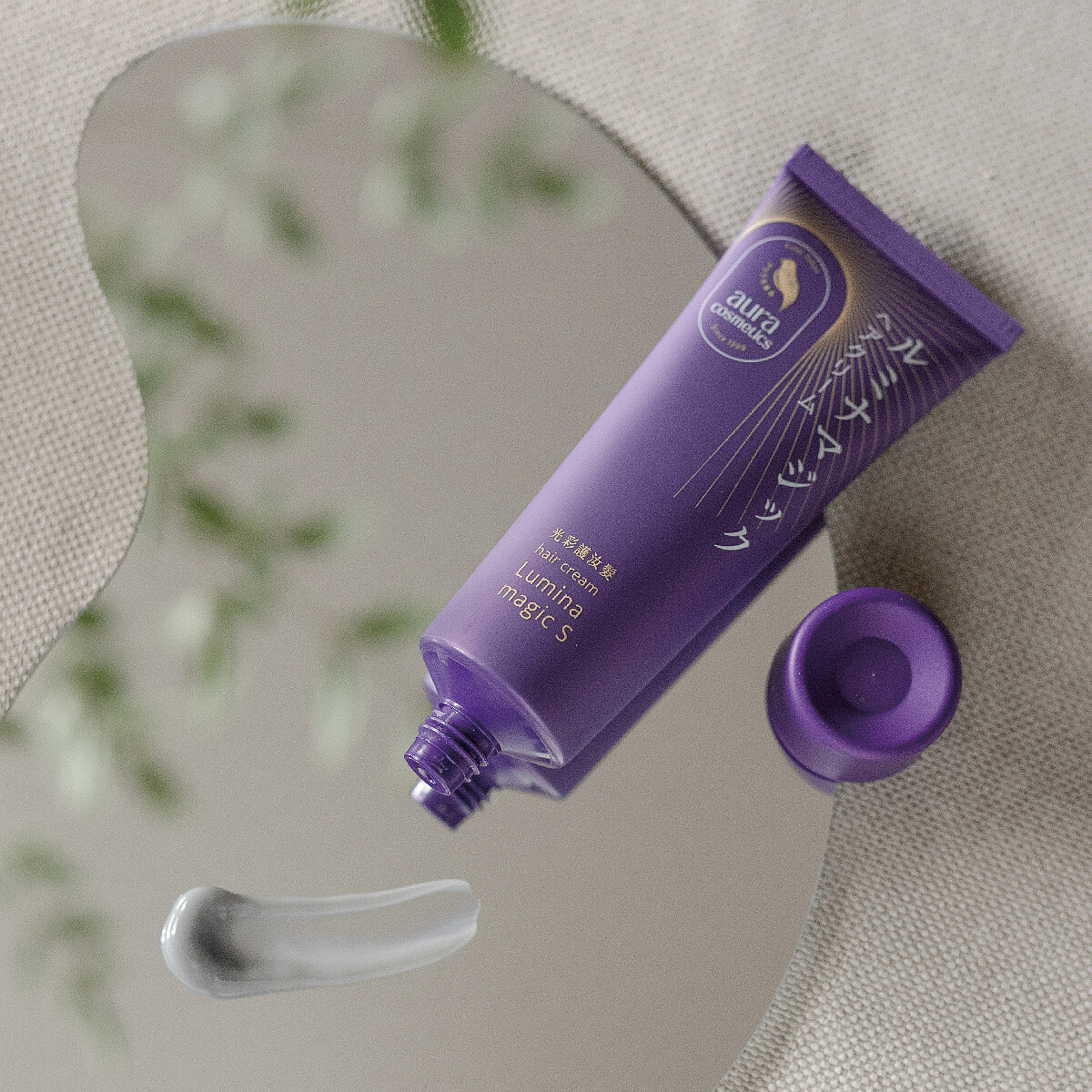 aura光彩護汝髮白髮補色護髮乳75g，NT1,680