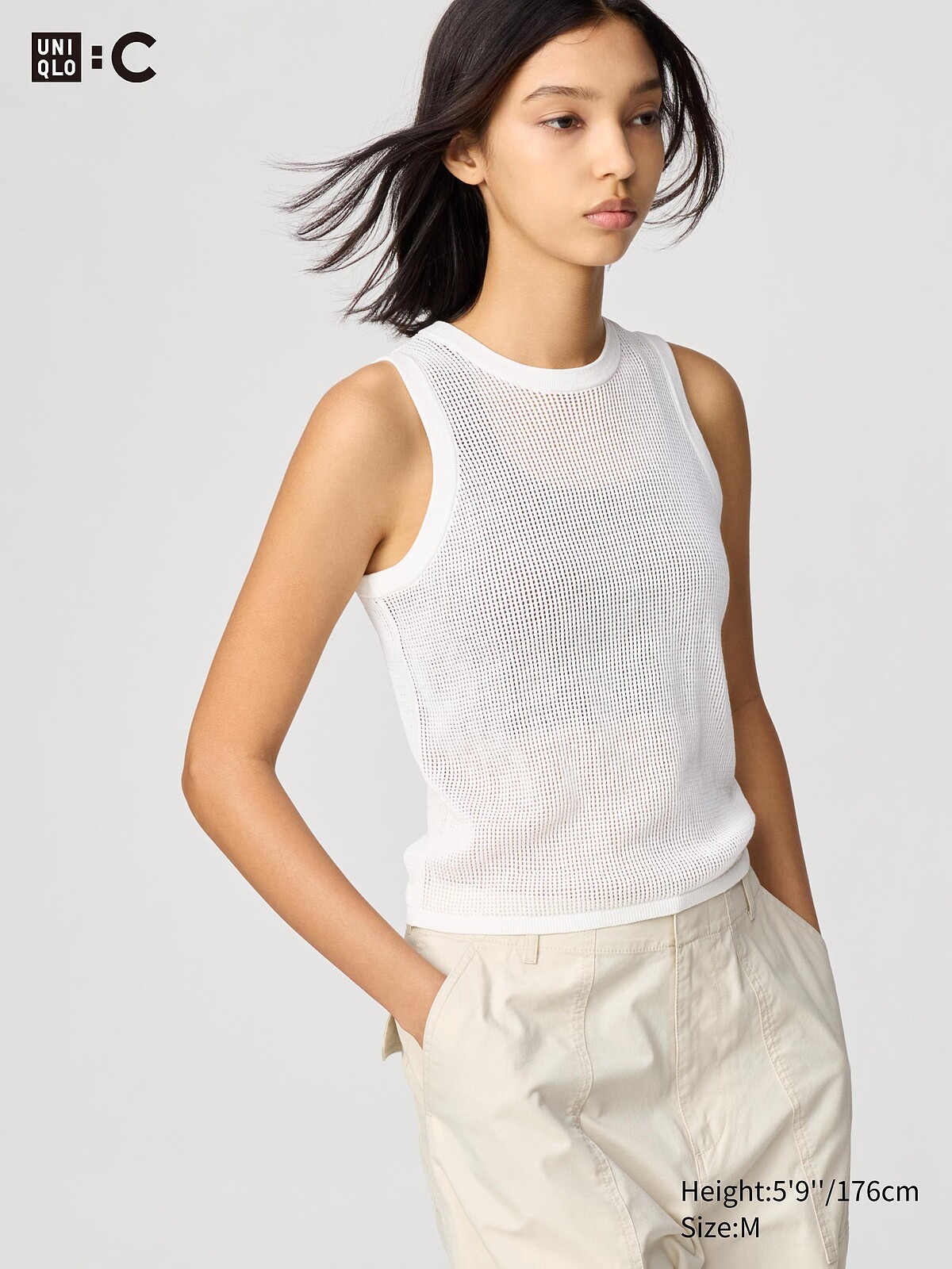 鏤空圓領針織衫,NT$990。