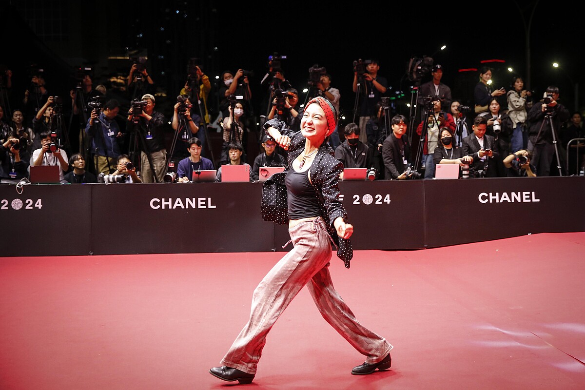 2024年10月伊藤出席釜山電影節。