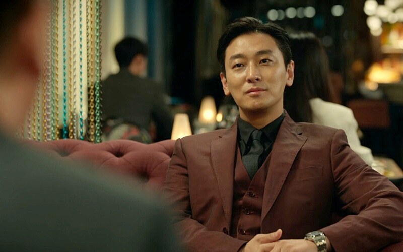 《外傷重症中心》院長覺得白教授很礙眼 Photo/ Netflix