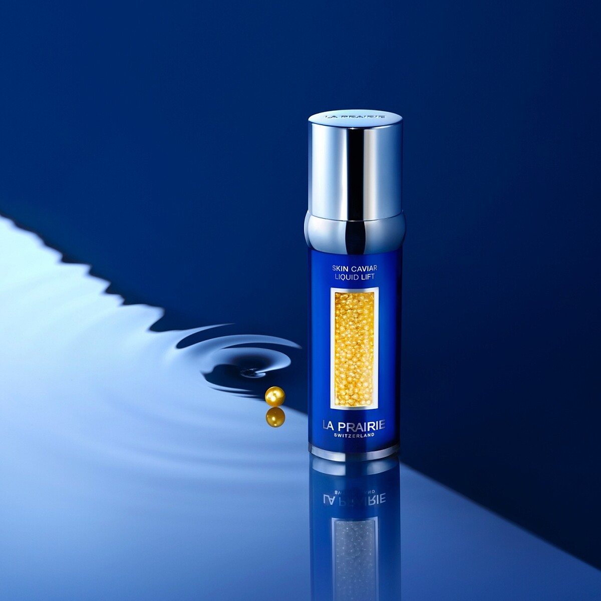 LA PRAIRIE萊珀妮魚子美顏反重力精華情境圖。