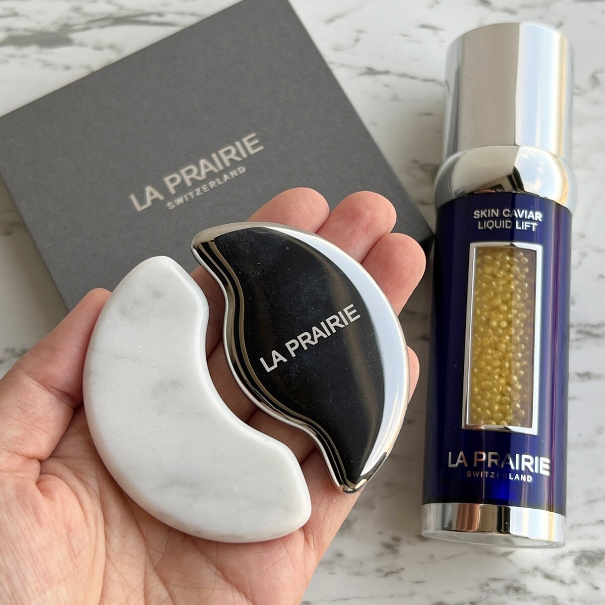 LA PRAIRIE萊珀妮魚子美顏反重力精華與3D反重力緊塑儀。