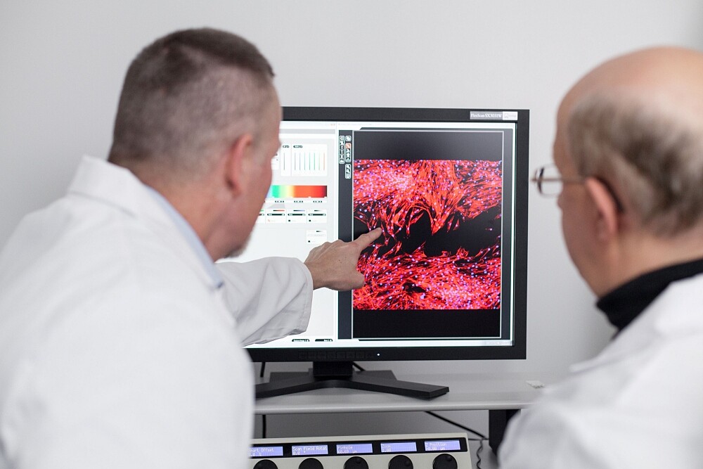 嬌蘭皇家蜂王乳系列情境圖。