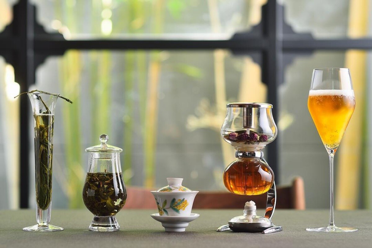 餐廳獨創「Tea Pairing」，以中、日茶佐餐，甚至延伸結合酒飲，探索味覺的全新體驗。