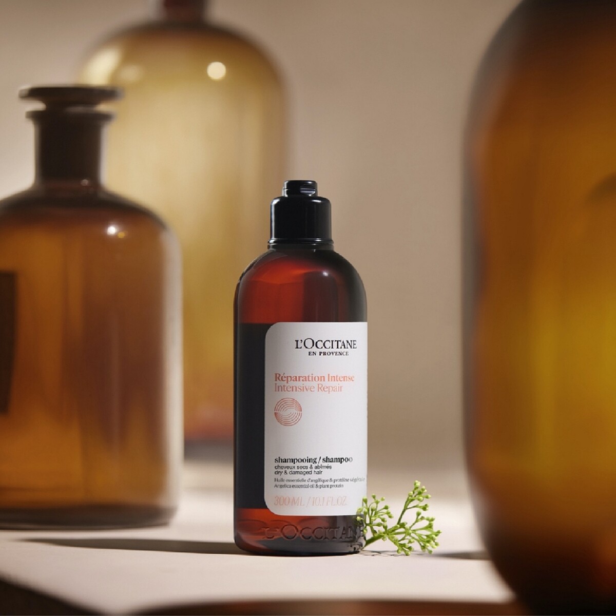 L'OCCITANE歐舒丹草本修護洗髮乳300ml，NT1,060、500ml，NT1,520、補充包500ml，NT1,300
