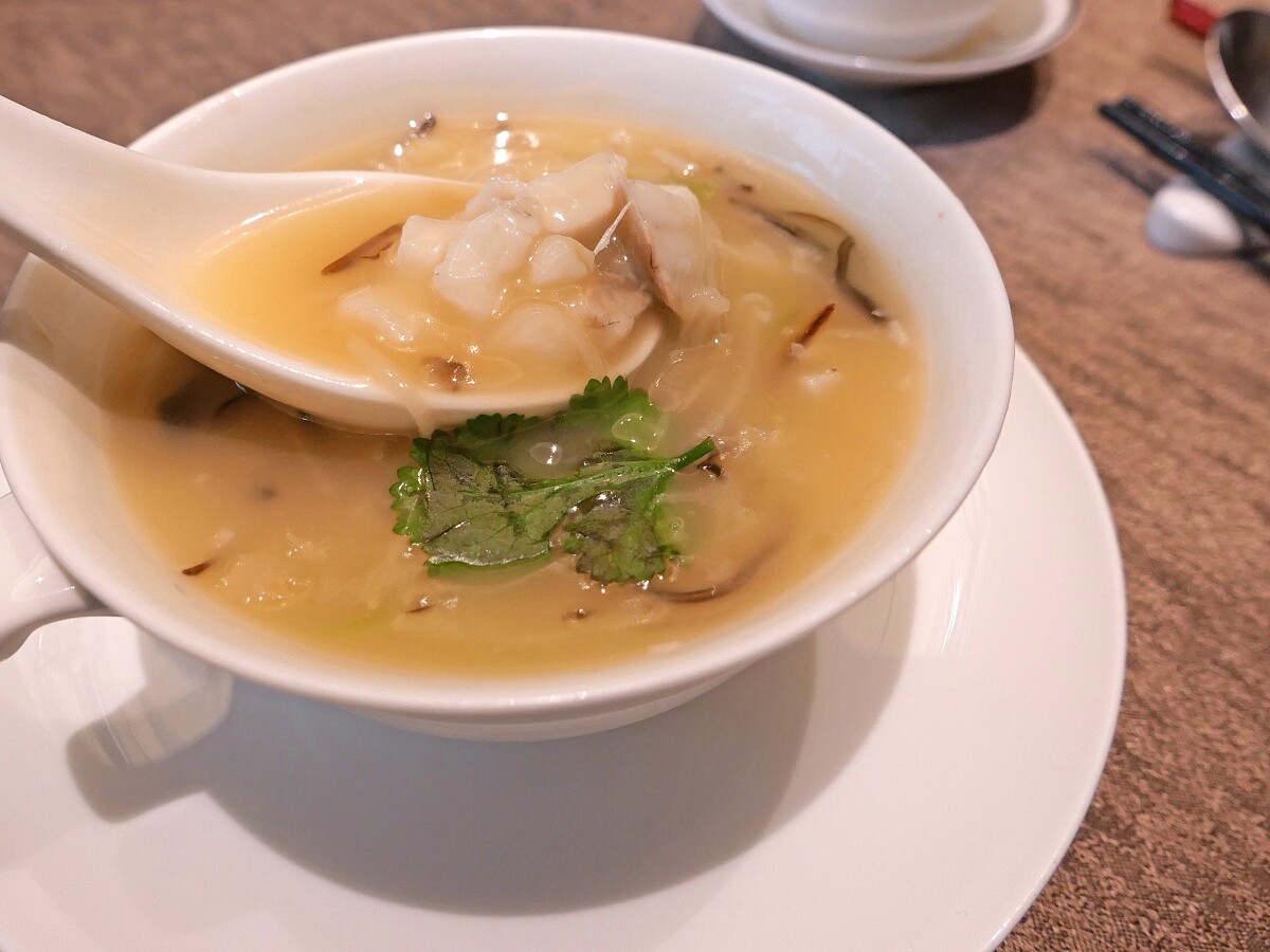 講究火候的「花膠黃魚羹」。