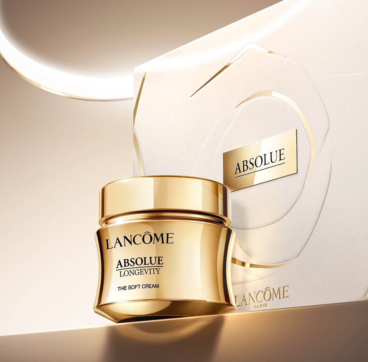 蘭蔻絕對完美永生玫瑰逆齡乳霜情境圖。